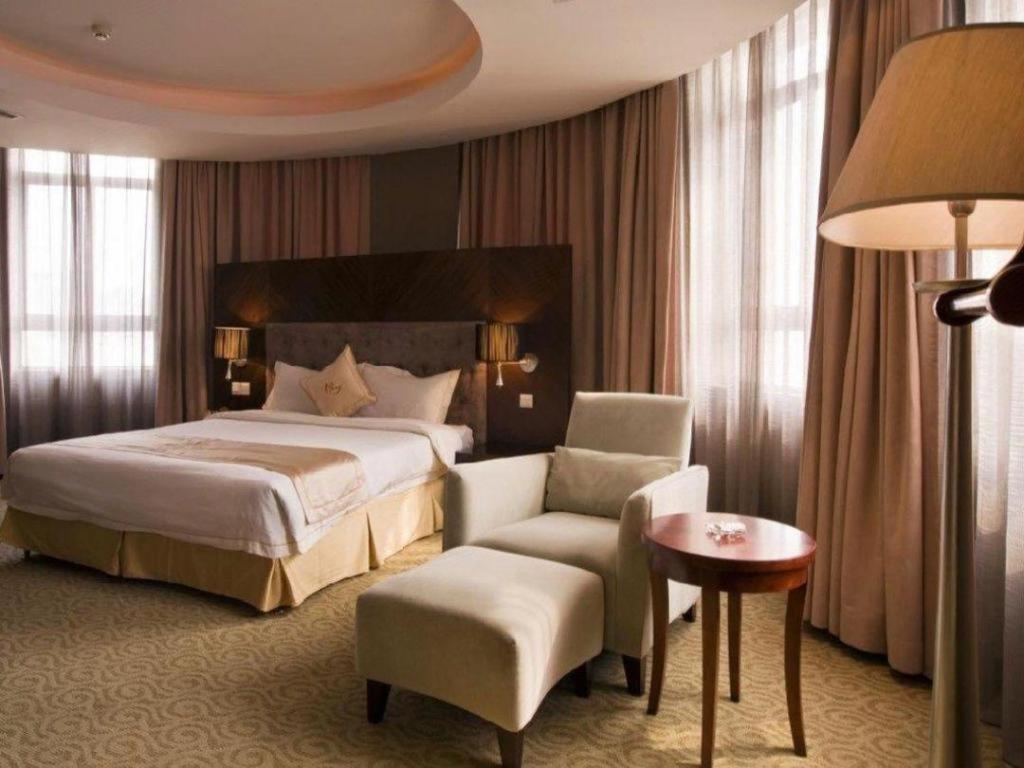 Qingdao Royal Garden Hotel Dış mekan fotoğraf
